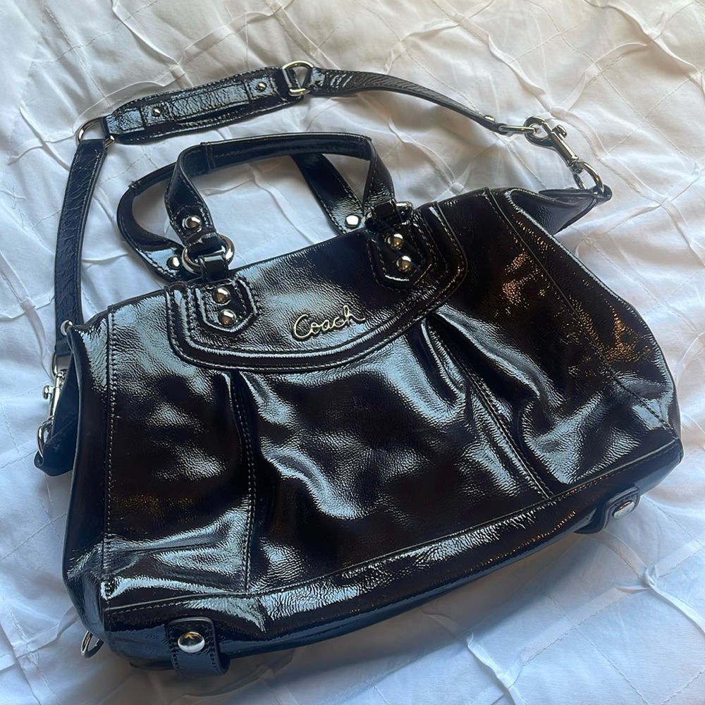 BRAND NEW Coach brown patent leather bag